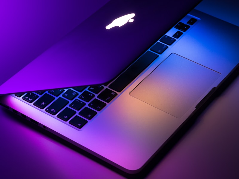 MacBook Apple